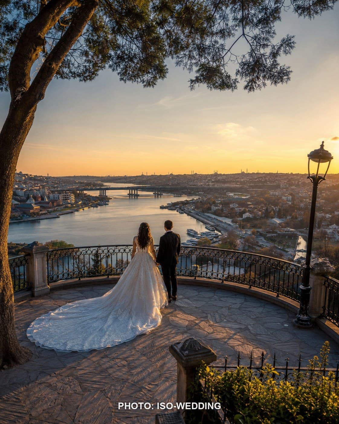Panoramic view of the Golden Horn from Pierre Loti Hill at sunset